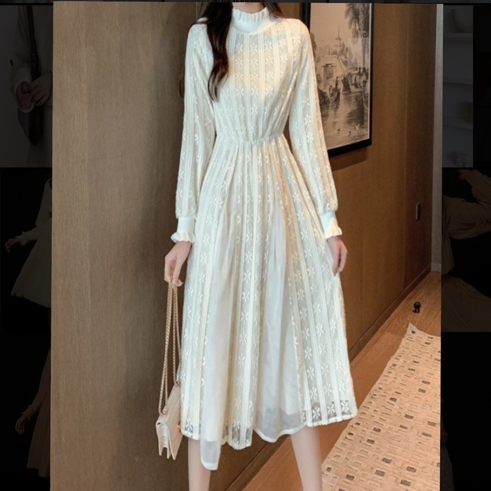 LACE TURTLE NECK DRESS MIDI DRESS